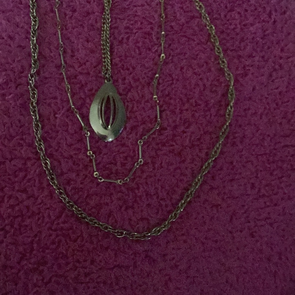 Jewelry , necklace , costume